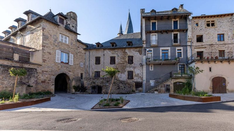 Saint Côme d'Olt - aménagement place village - Arnaud Mirabel - Paysagiste concepteur